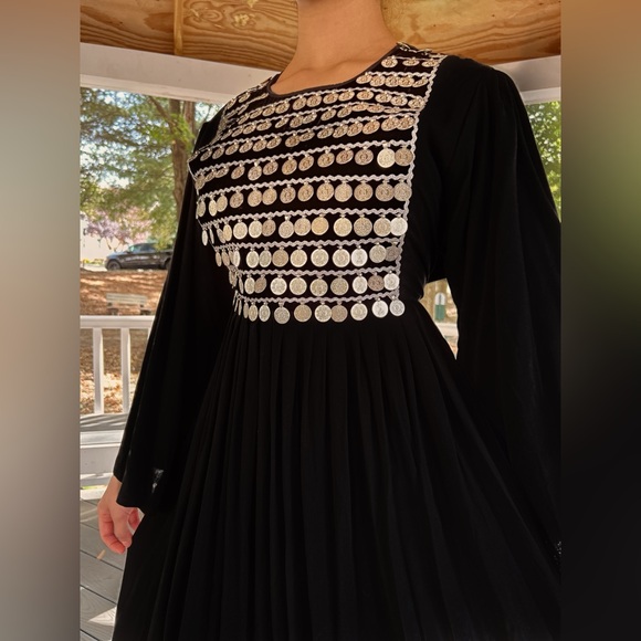 Black Elegant Afghan Dress - Picture 2 of 2
